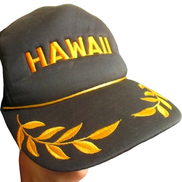 Vintage Hawaii Snapback Hat Cap Mesh Trucker Black Embroidered NWD NOS New - Picture 1 of 6